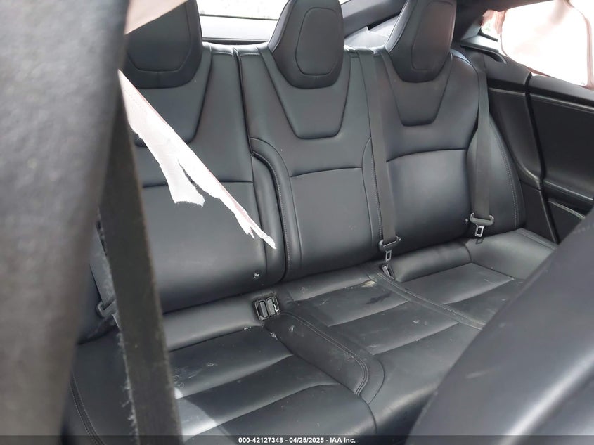 2018 Tesla Model S 100D/75D/P100D VIN: 5YJSA1E21JF293285 Lot: 42127348