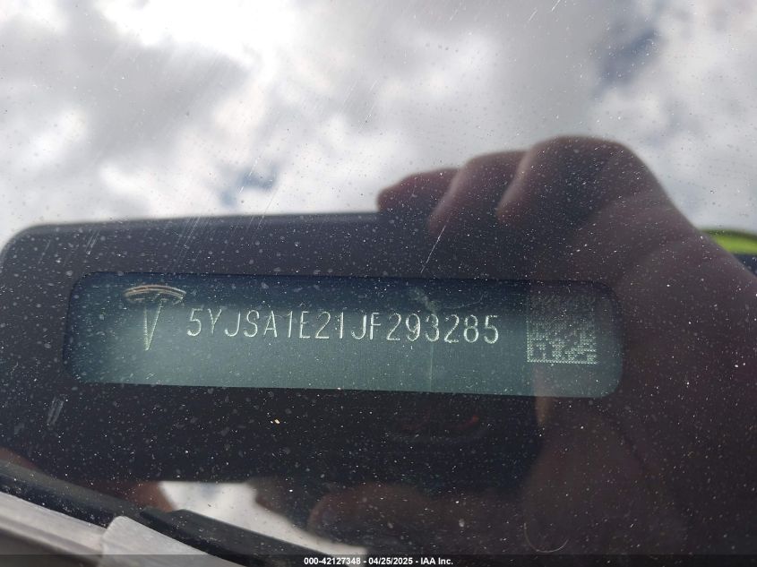 2018 Tesla Model S 100D/75D/P100D VIN: 5YJSA1E21JF293285 Lot: 42127348