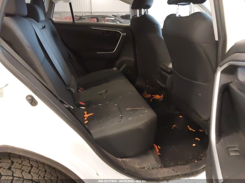 VIN JTMG1RFV8KD503144 2019 TOYOTA RAV4 LE