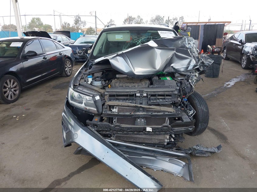 2019 Volkswagen Tiguan 2.0T Se/2.0T Sel/2.0T Sel R-Line/2.0T Sel R-Line Black VIN: 3VV3B7AX5KM161599 Lot: 42127740