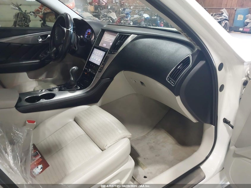 2016 INFINITI Q50 3.0T SPORT - JN1EV7AR2GM342441