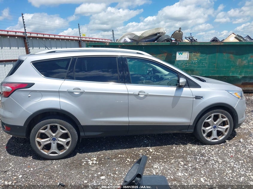 2017 FORD ESCAPE VIN: 1FMCU0J99HUB23567