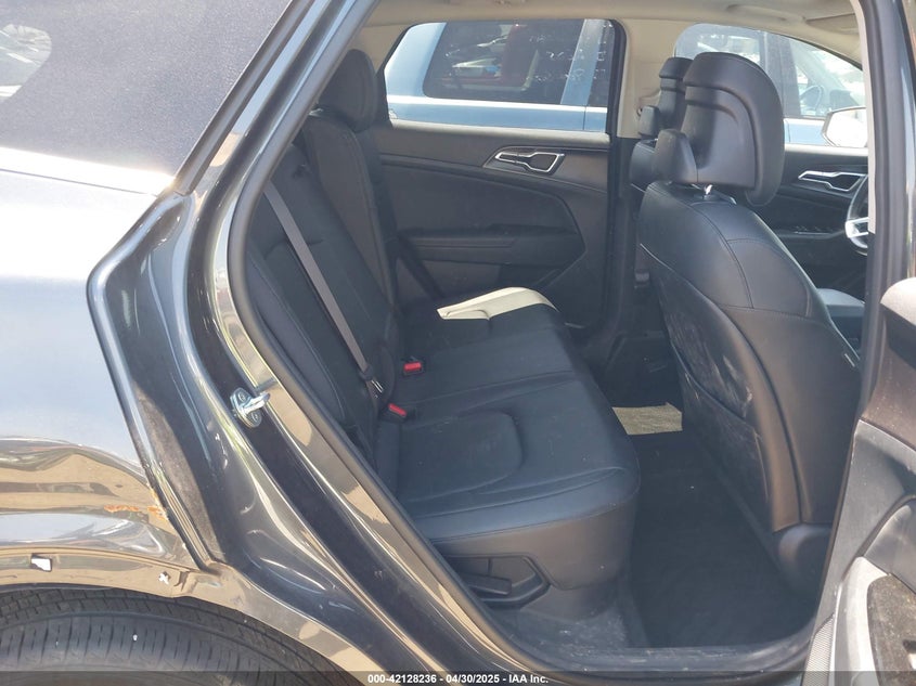 VIN KNDPVCAG6P7040629 2023 KIA SPORTAGE HYBRID EX