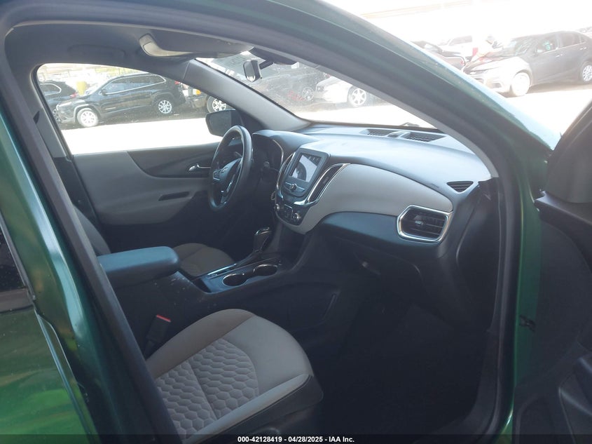 2019 CHEVROLET EQUINOX VIN: 2GNAXHEV1K6118451