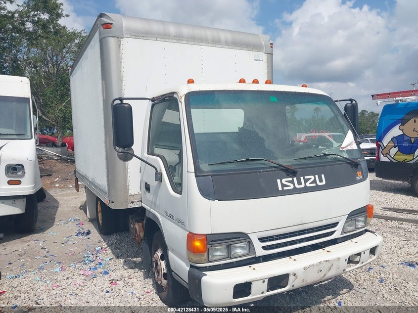 2005 Isuzu W3S042 Npr Gas Reg null van gasoline 4KLB4B1U65J802175 photo #1