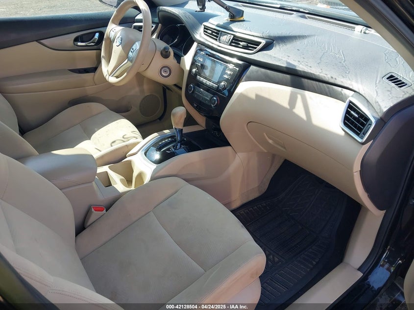 2015 NISSAN ROGUE S - KNMAT2MT9FP580781