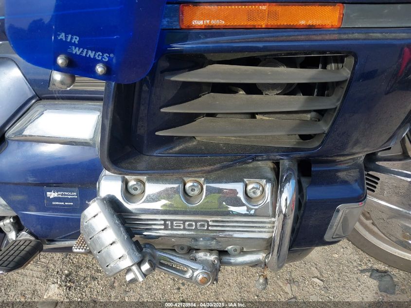 2000 Honda Gl1500 Se12 VIN: 1HFSC2235YA201049 Lot: 42128984