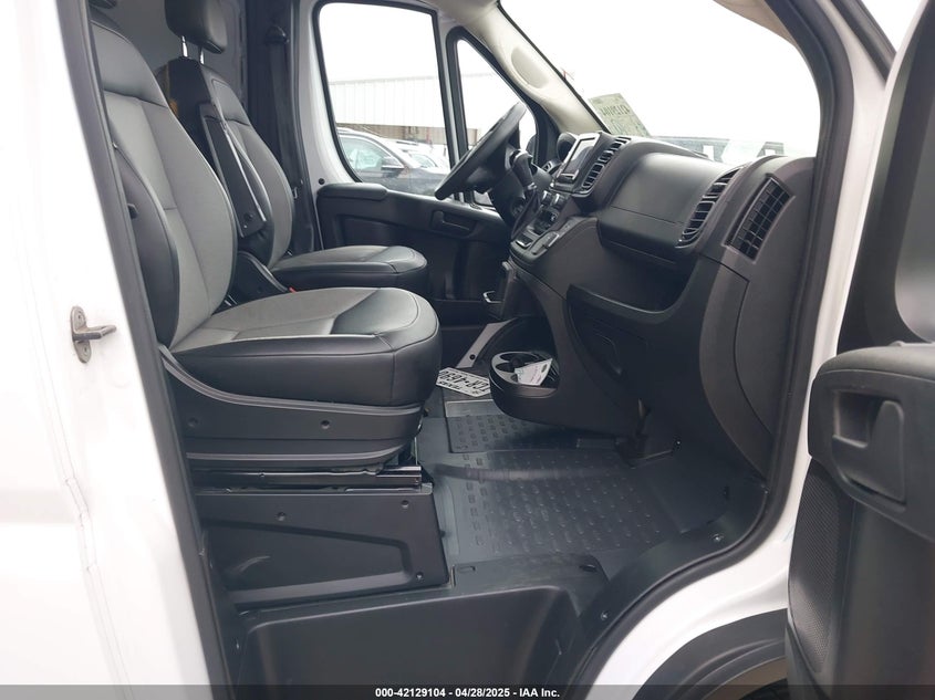2023 RAM PROMASTER 2500 VIN: 3C6LRVDG5PE563688