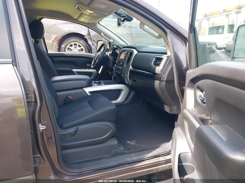 2018 NISSAN TITAN XD VIN: 1N6AA1F49JN514304