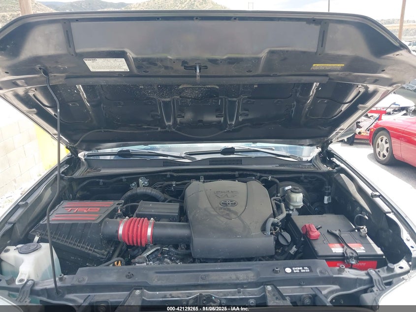 2017 Toyota Tacoma Sr5 V6 VIN: 3TMCZ5AN3HM093227 Lot: 42129265