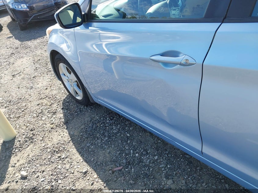 2012 HYUNDAI ELANTRA VIN: KMHDH4AE2CU411470