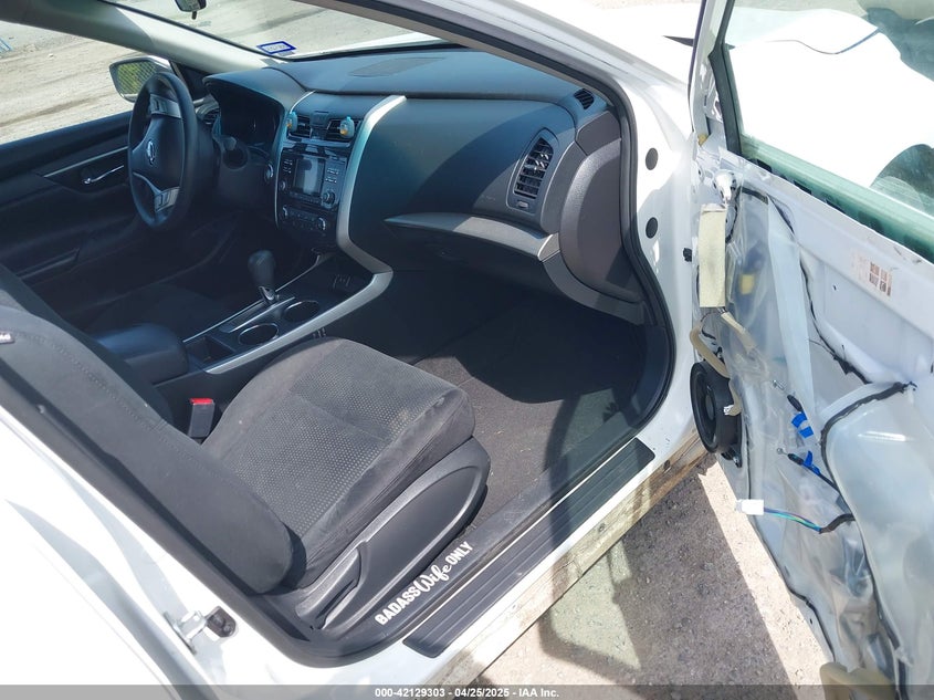 2015 NISSAN ALTIMA VIN: 1N4AL3APXFC440135