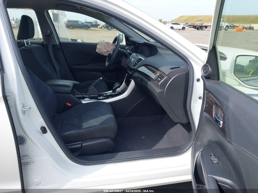 VIN JHMCR6F33HC015463 2017 HONDA ACCORD HYBRID