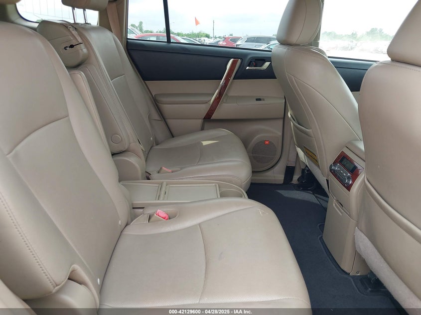 2012 TOYOTA HIGHLANDER VIN: 5TDYK3EH2CS055757
