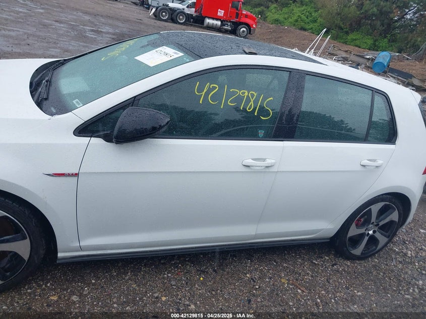 2017 VOLKSWAGEN GOLF GTI SE 4-DOOR - 3VW447AU8HM011706