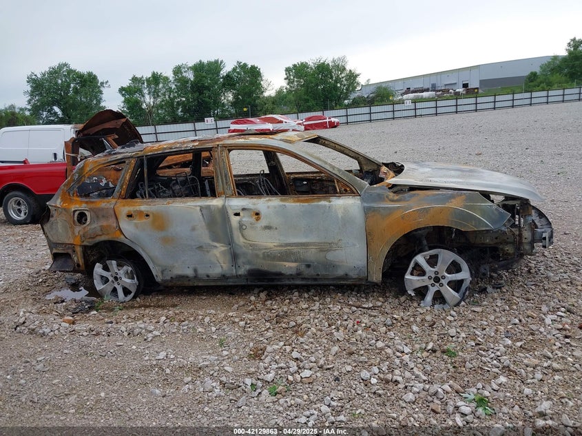 2013 SUBARU OUTBACK 2.5I LIMITED - 4S4BRCSC9D3246861
