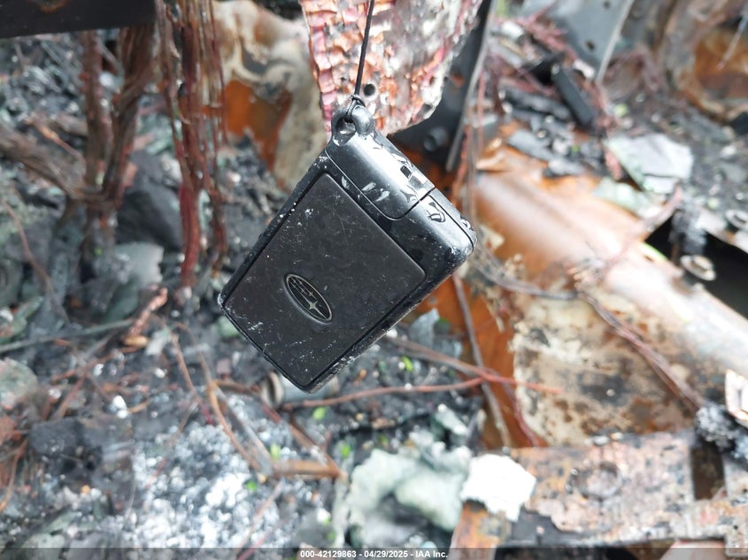 2013 SUBARU OUTBACK 2.5I LIMITED - 4S4BRCSC9D3246861