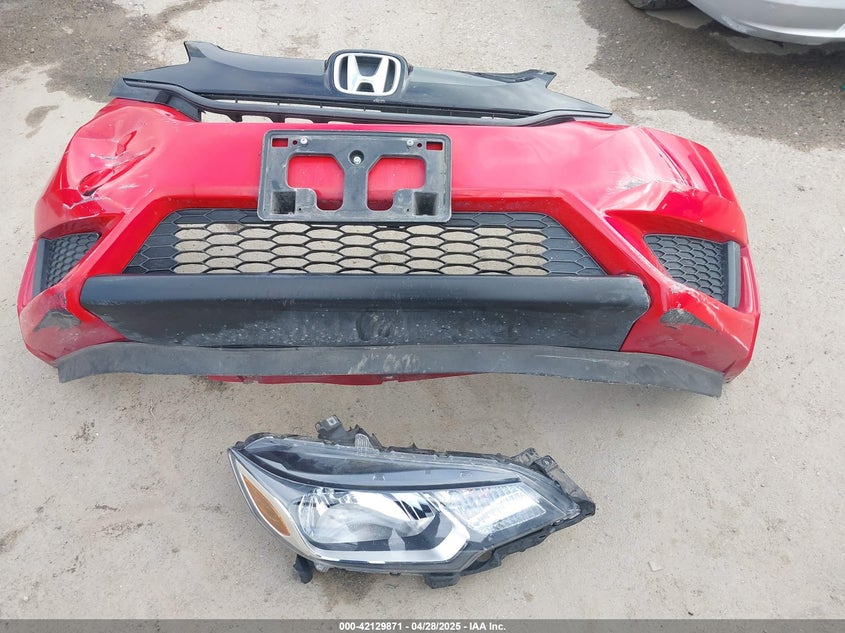2015 HONDA FIT VIN: 3HGGK5H52FM762596