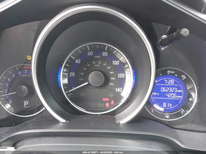 2015 HONDA FIT VIN: 3HGGK5H52FM762596