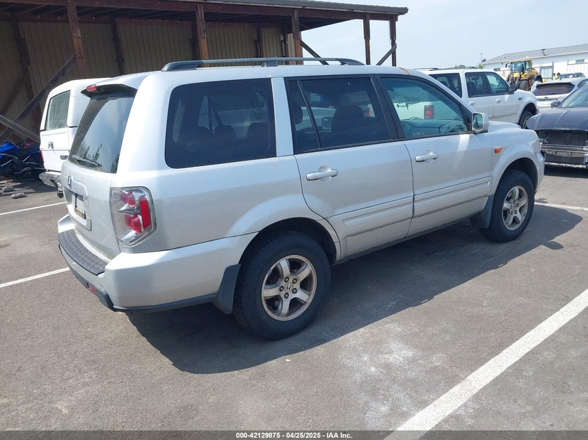 2006 HONDA PILOT VIN: 2HKYF18446H000383