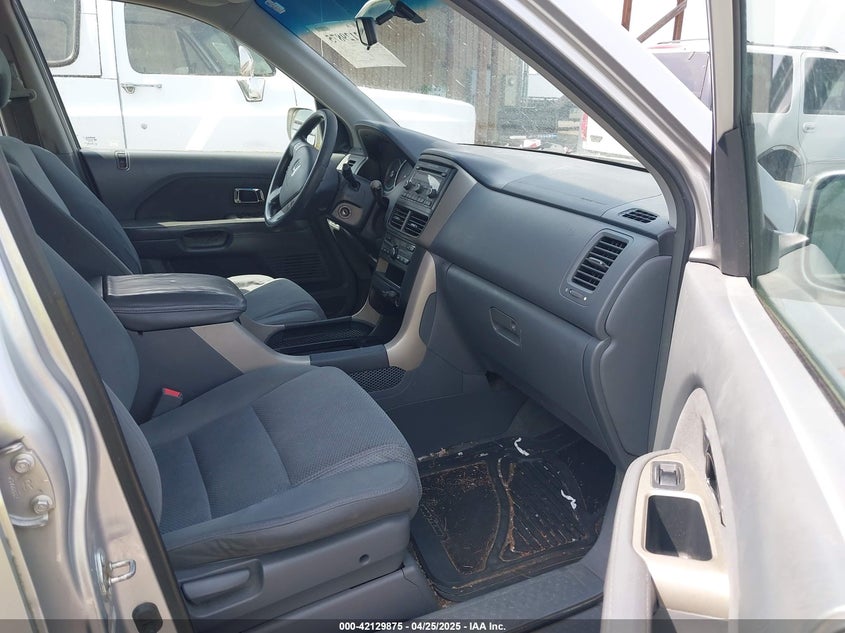 2006 HONDA PILOT VIN: 2HKYF18446H000383