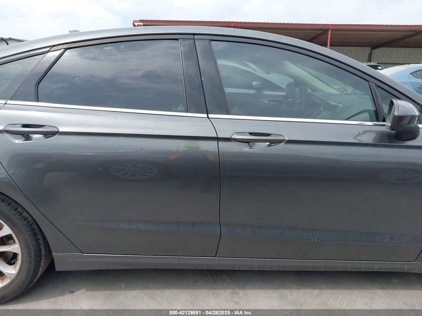 2020 FORD FUSION VIN: 3FA6P0HDXLR188646