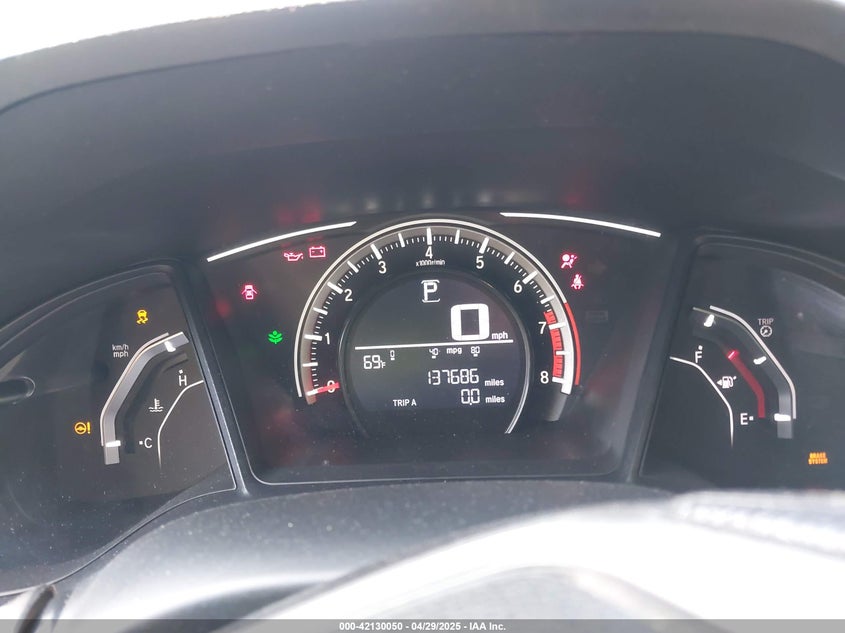 2018 HONDA CIVIC VIN: 2HGFC2F59JH522687