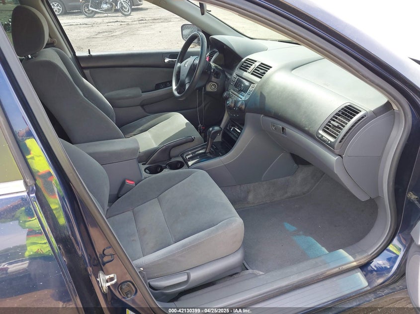 2007 HONDA ACCORD VIN: 1HGCM56327A039274