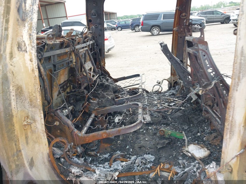 2019 CHEVROLET SILVERADO 1500 LT - 3GCUYDED7KG136184