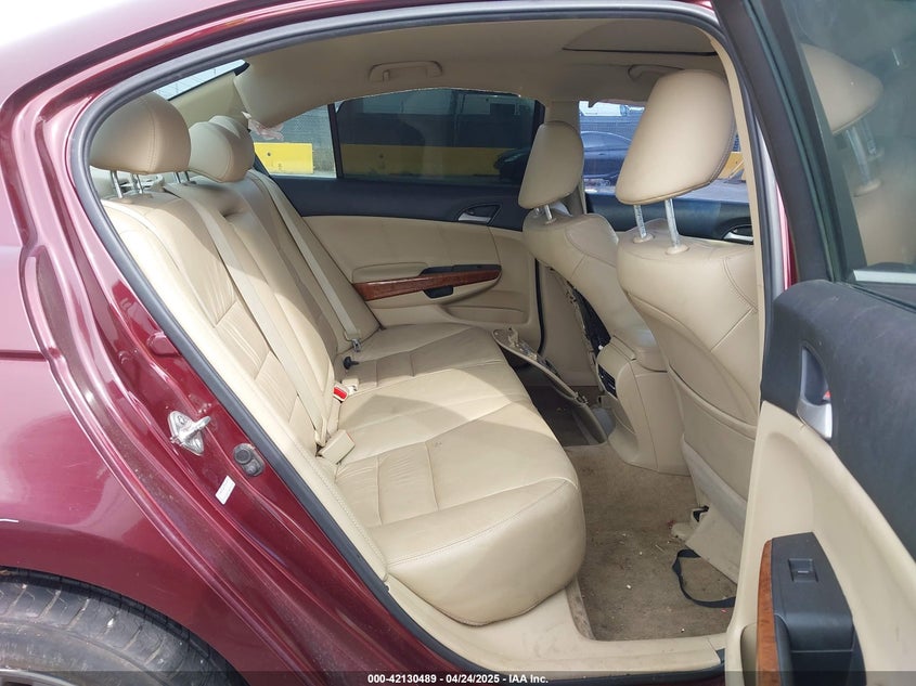 2012 HONDA ACCORD VIN: 1HGCP3F88CA023646