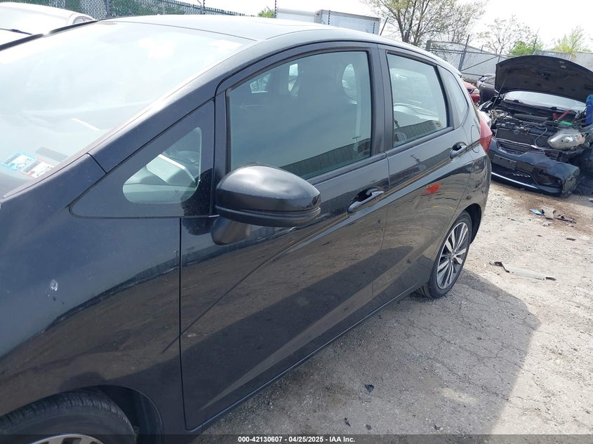 2015 HONDA FIT VIN: 3HGGK5H80FM701502