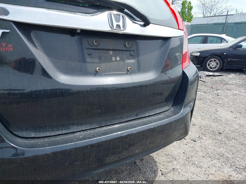 2015 HONDA FIT VIN: 3HGGK5H80FM701502