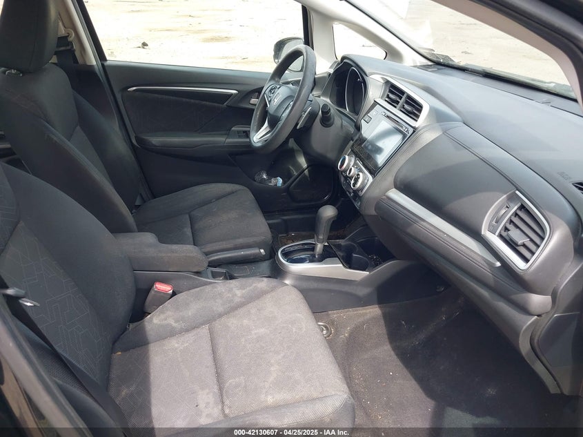 2015 HONDA FIT VIN: 3HGGK5H80FM701502
