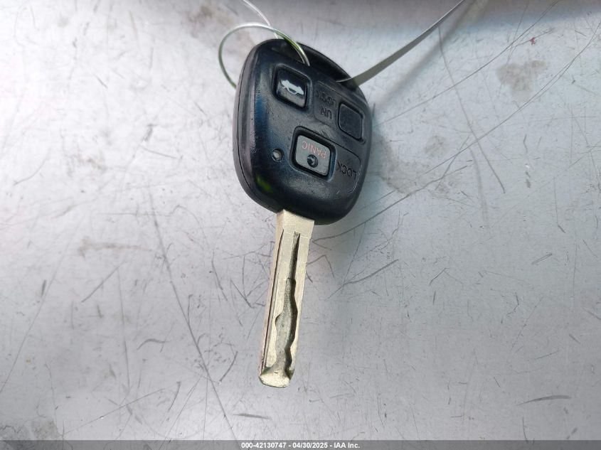 2002 Lexus Es 300 Base (A4) VIN: JTHBF30G620038274 Lot: 42130747