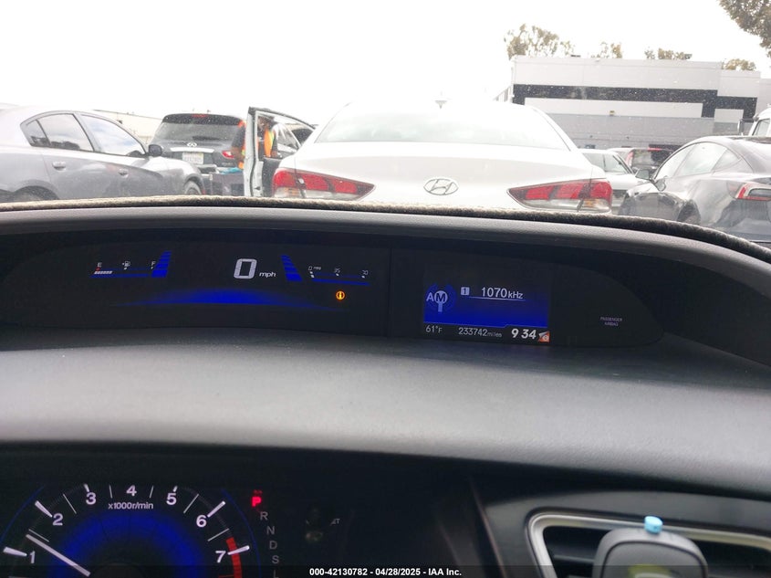 2015 HONDA CIVIC VIN: 19XFB2F73FE208832