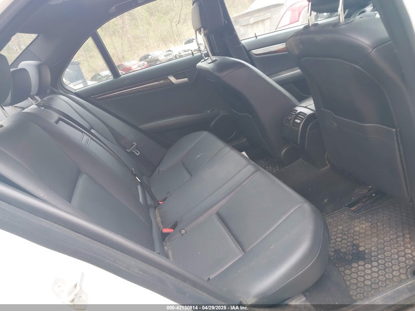 2012 MERCEDES-BENZ C 300 VIN: WDDGF8BB1CR197311