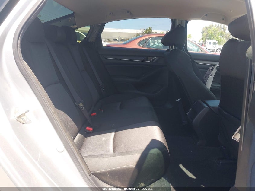2019 HONDA ACCORD VIN: 1HGCV1F1XKA092950