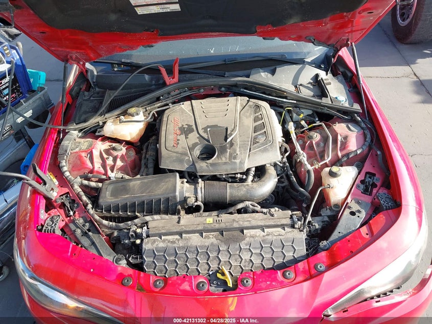 2019 ALFA ROMEO GIULIA VIN: ZARFAMAN8K7621009