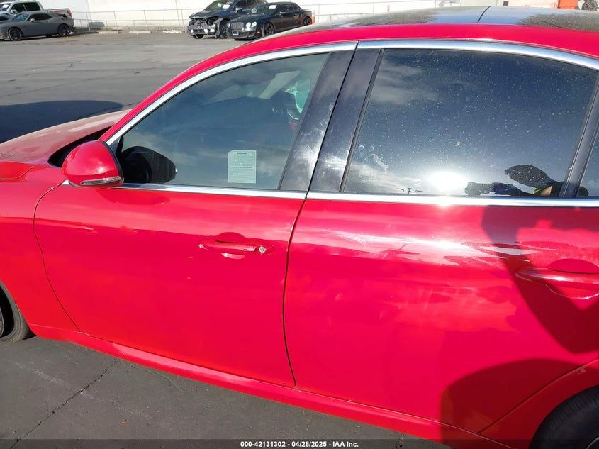 2019 ALFA ROMEO GIULIA VIN: ZARFAMAN8K7621009