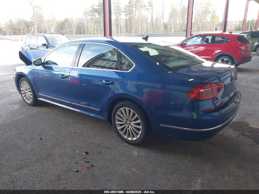 2017 VOLKSWAGEN PASSAT 1.8T SE - 1VWBT7A36HC025624