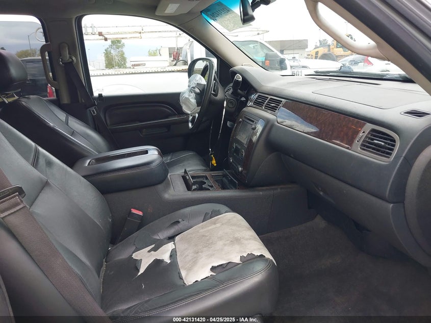 2013 GMC YUKON DENALI - 1GKS1EEF6DR239638