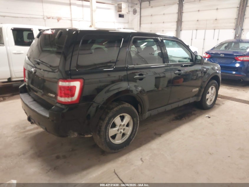 2008 FORD ESCAPE VIN: 1FMCU93108KA04863