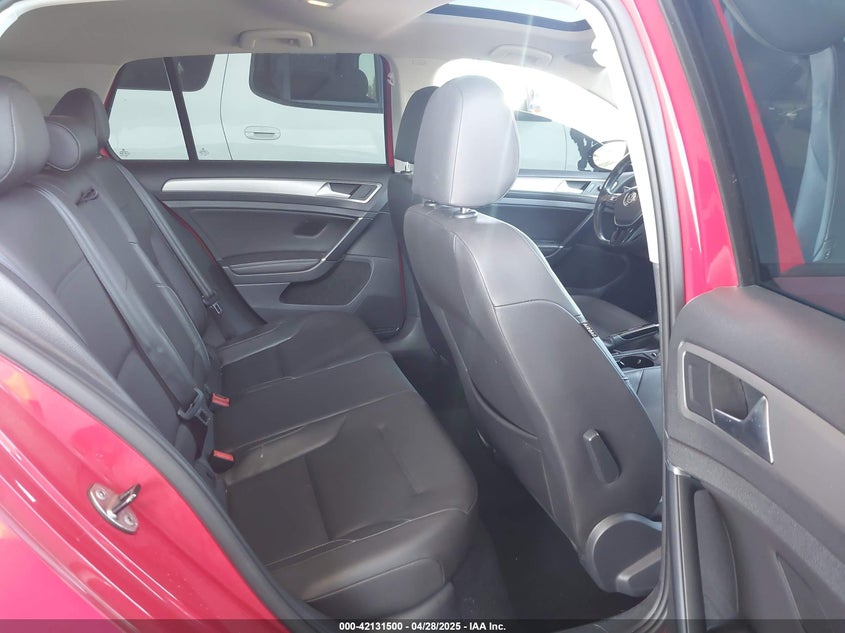 2015 VOLKSWAGEN GOLF VIN: 3VW2A7AU9FM041763