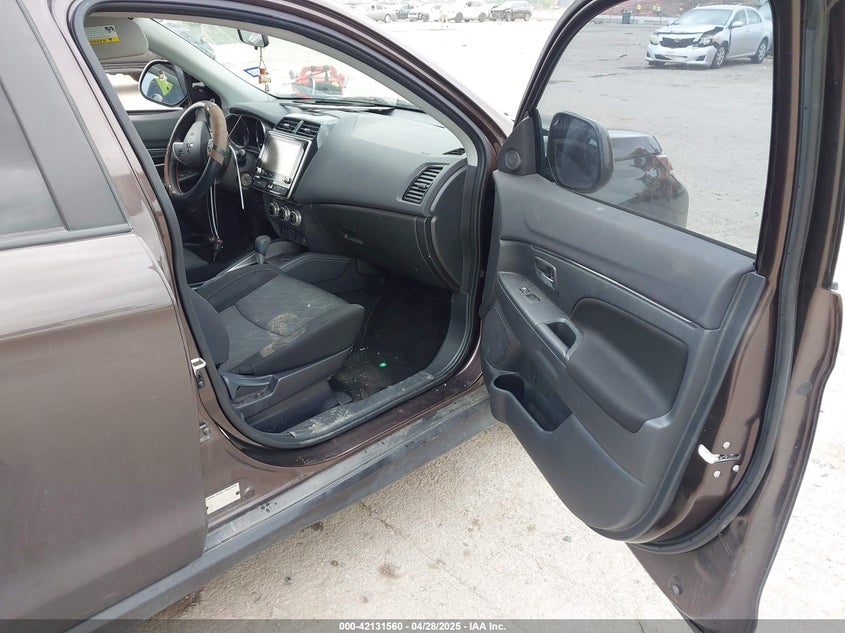 2020 MITSUBISHI OUTLANDER SPORT VIN: JA4AP3AU6LU015905