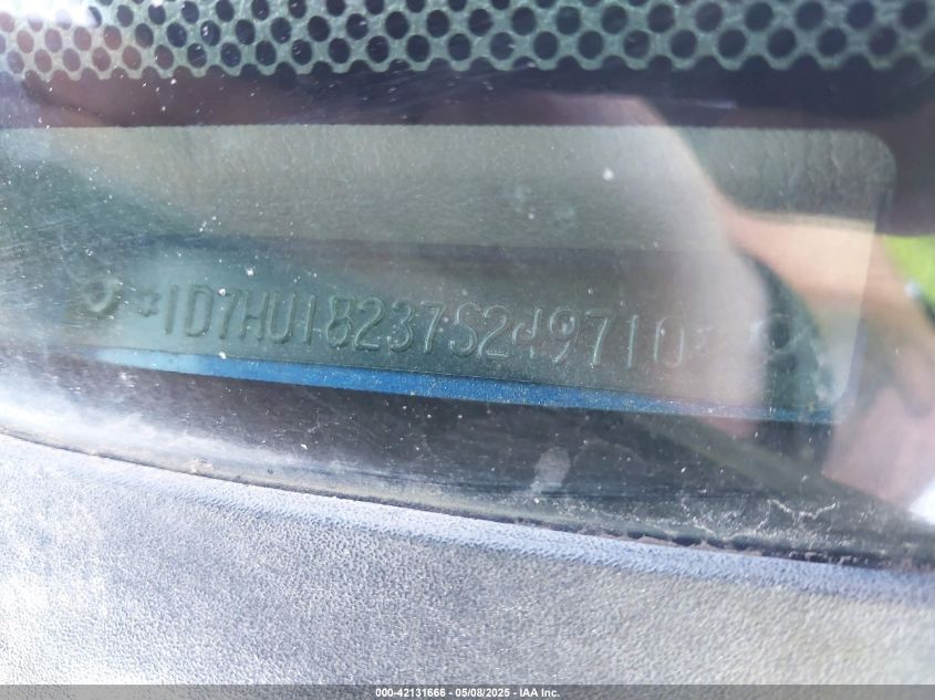 2007 Dodge Ram 1500 Slt/Trx4 Off Road/Sport VIN: 1D7HU18237S249710 Lot: 42131666