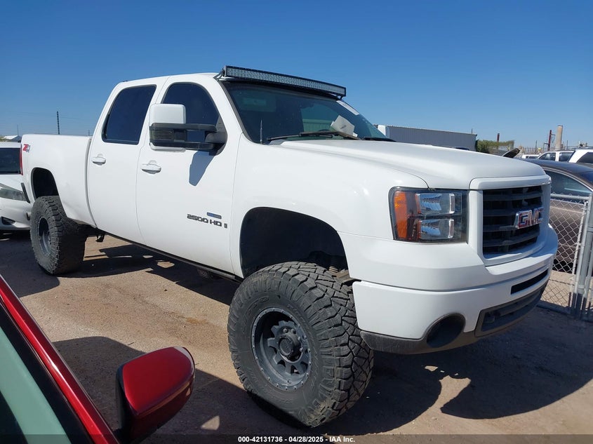 2007 GMC SIERRA 2500HD VIN: 1GTHK23677F552899