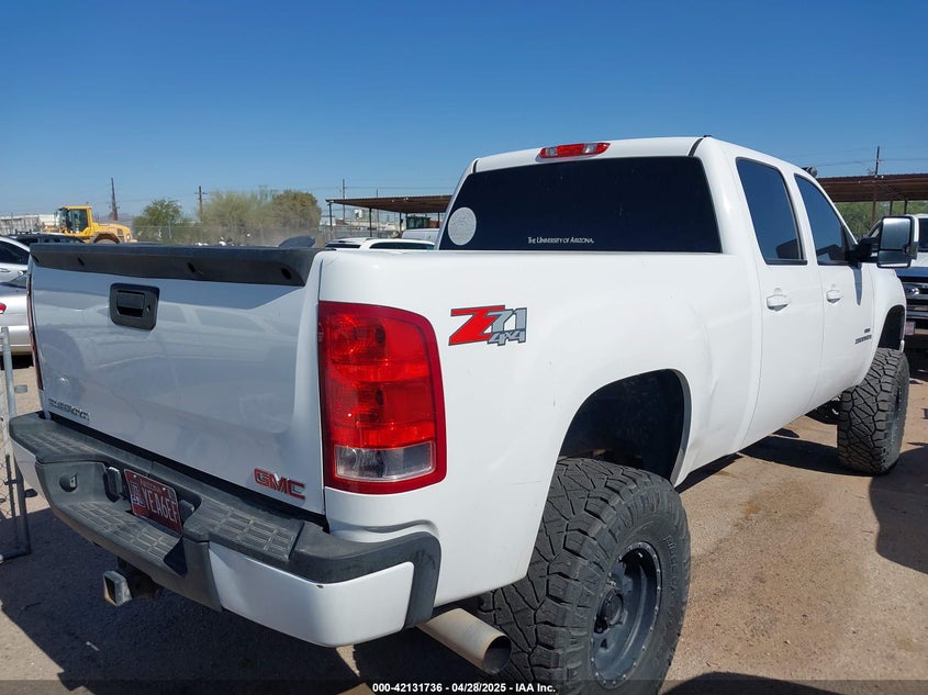 2007 GMC SIERRA 2500HD VIN: 1GTHK23677F552899