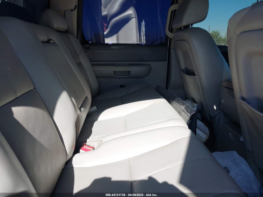 2007 GMC SIERRA 2500HD VIN: 1GTHK23677F552899