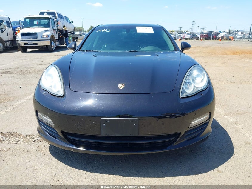 2011 PORSCHE PANAMERA VIN: WP0AB2A74BL062301