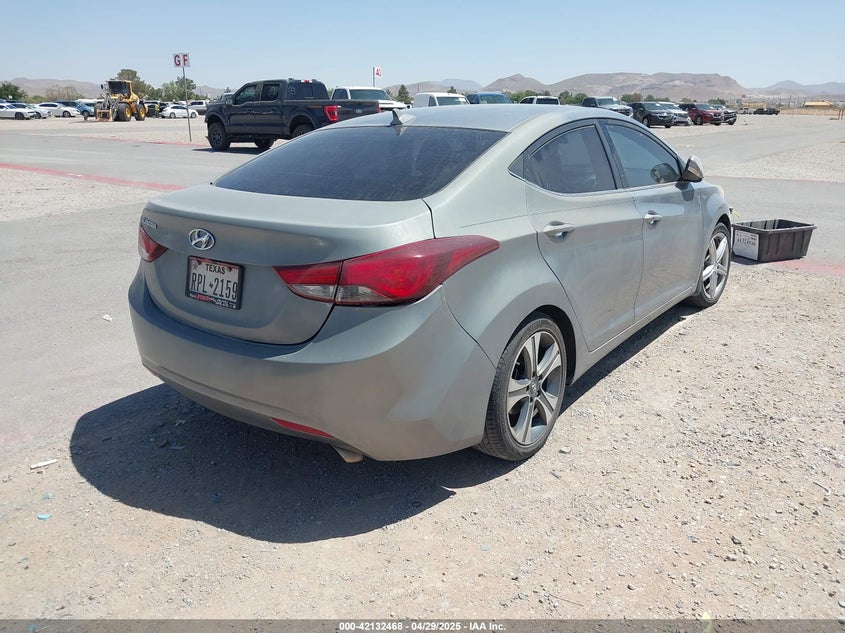 2015 HYUNDAI ELANTRA VIN: KMHDH4AH4FU382729